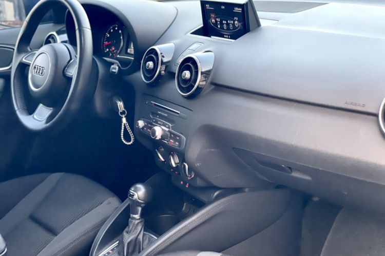 Used Audi A1 2016 30 TFSI Sportback Design Fashion Edition
