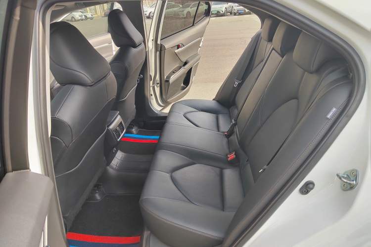 Used Toyota Camry 2021 2.5G Luxury Edition Interior 7