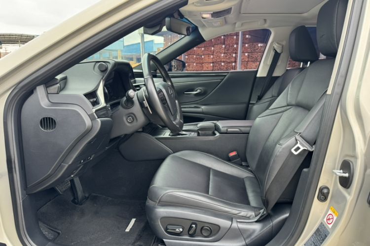 Used Lexus ES 2018 200 Excellence Edition China V Standard