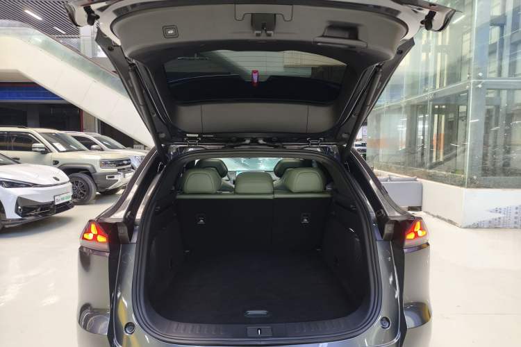 Used Deepal S07 2024 215Max Qiankun Intelligent Driving ADS SE Range-Extended Version
