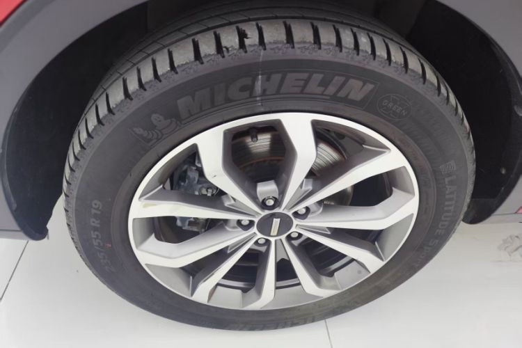 Used Wey VV6 2018 2.0T Two-Wheel Drive Flagship Version China V Standard
