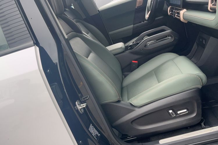 Used iCAR 03 2024 472km Four-Wheel Drive Long-Range Intelligent Advanced Version
