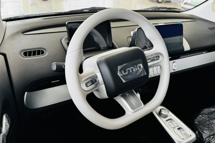 Used CHANGAN NEVO Lumin 2026 Model Treasure Edition 205km Passionate Beige Ningde Interior 2