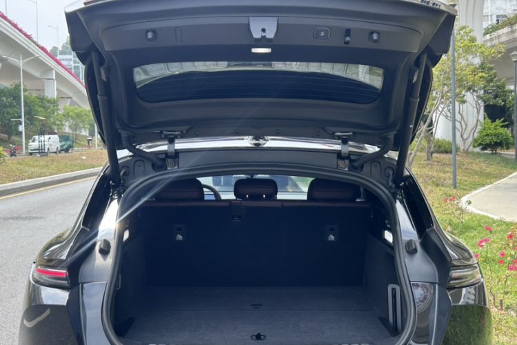 Used Nio ET5T 2024 75kWh Touring