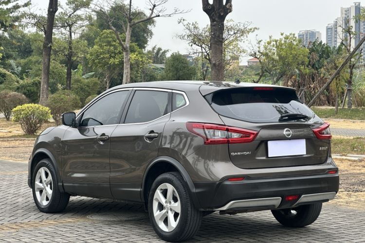 Used Nissan Qashqai 2021 2.0L CVT Smart Enjoyment Version Exterior 4