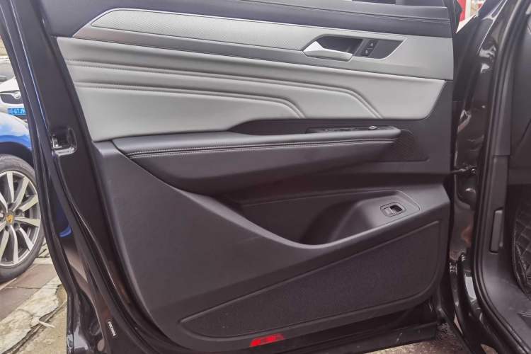 Used Volkswagen Tavendor 2023 380TSI Four-Wheel Drive R-Line Cruise Edition Interior 12