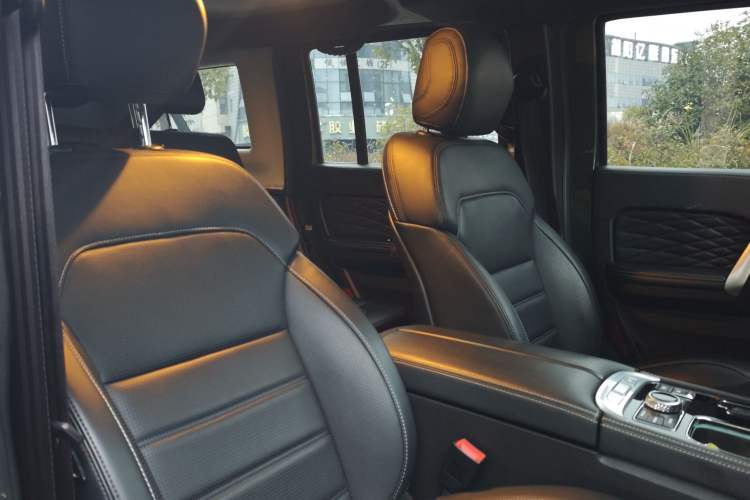 Used BAIC Off-Road BJ40 2019 PLUS 2.3T Automatic Four-Wheel Drive Flagship Edition China VI Emission Standard
