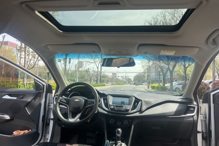 Used Chevrolet Cavalier 2019 320 Automatic Xinyue Edition Interior 3