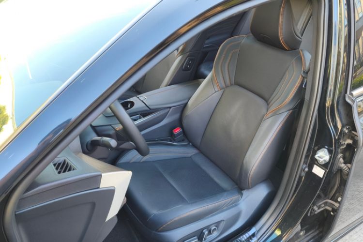 Used Toyota Avalon 2024 Dual-Motor 2.0L Luxury Edition