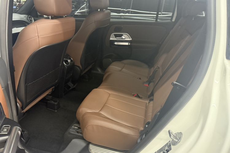 Used Mercedes-Benz GLB 2020 GLB 200 Stylish Edition Interior 2