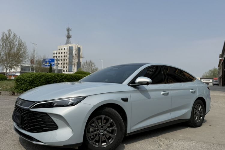 Used BYD Qin L 2025 DM-i Smart Drive 80KM Leading Model