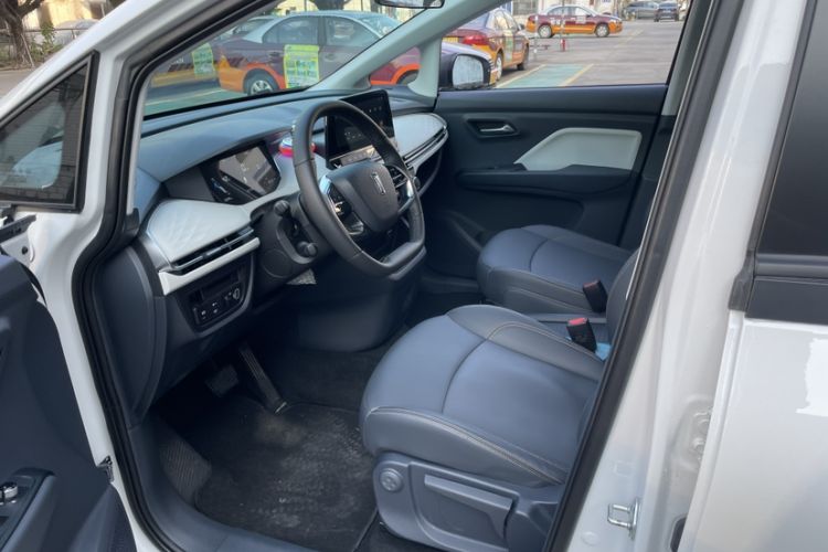 Used Bestune NAT 2023 PRO Enjoy Travel Edition 425km Interior 5