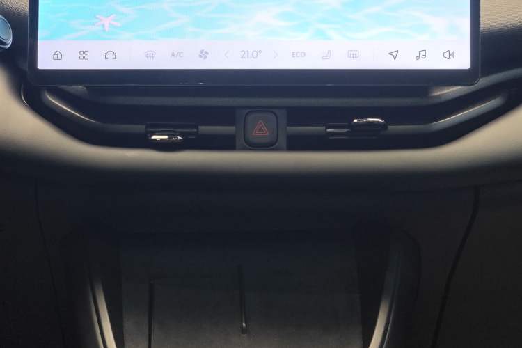 Used Lynk & Co 06 EM-P 2023 EM-P 126 Long-Range Halo