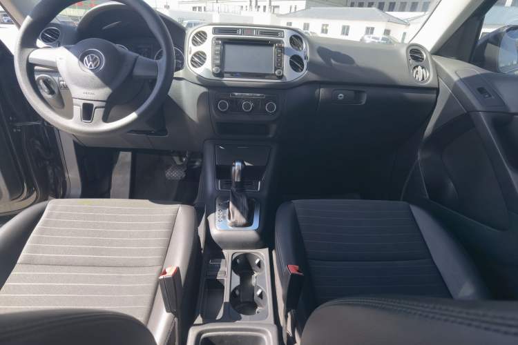 Used Volkswagen Tiguan 2015 1.8TSI Automatic Two-Wheel Drive Trend Edition