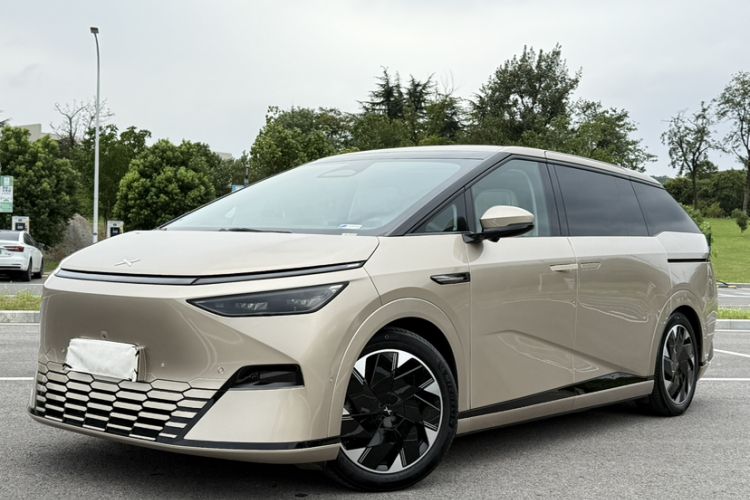 Used XPeng X9 2024 640 All-Wheel Drive High-Performance Max