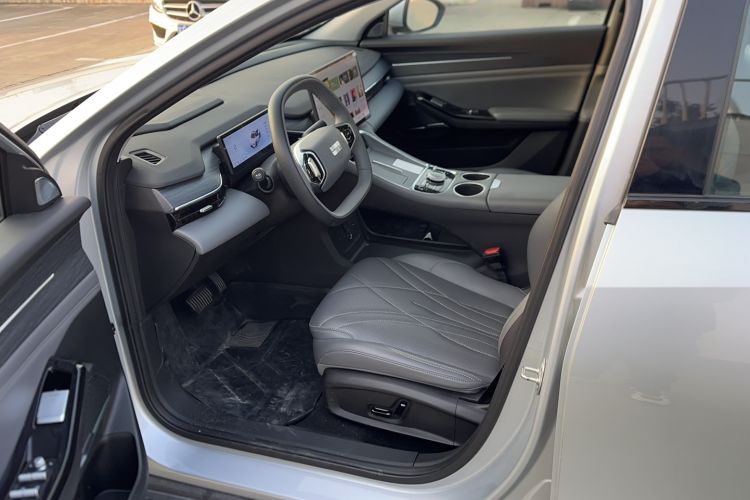 Used Geely Galaxy L6 2025 EM-i 140km Starship Edition