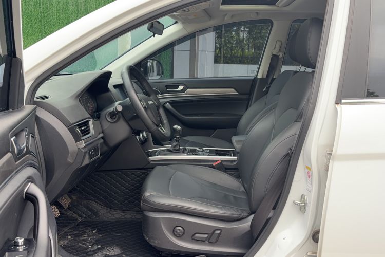 Used Haval H6 2018 Sport Edition 1.5T Manual Two-Wheel Drive Elite Model China V Standard Left Front Seat