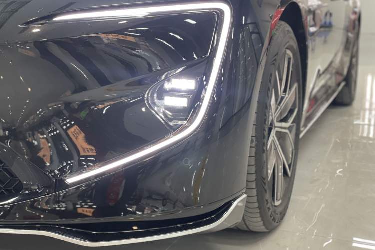 Used Avatr 12 2025 Max Extended-Range Edition Exterior 6