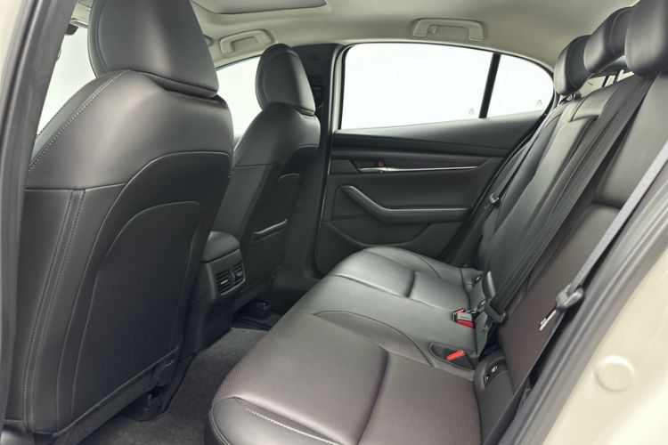 Used Mazda Mazda 3 Axela 2023 2.0L Automatic ZhiZhen Edition
