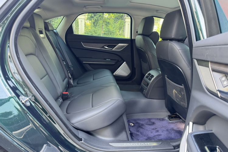 Used Jaguar XFL 2023 XFL 2.0T P200 Two-Wheel-Drive Elite Luxury Edition
