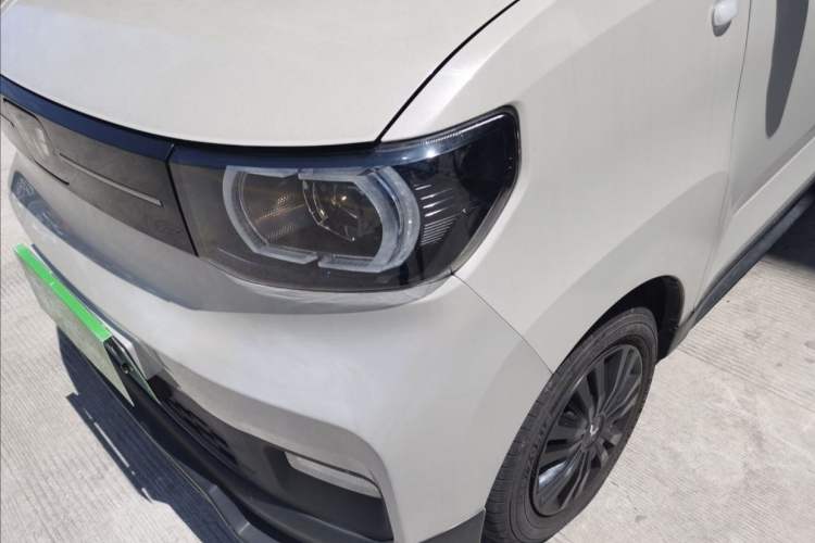 Used Wuling Hongguang MINIEV 2022 Macaron Premium Model – Lithium Iron Phosphate