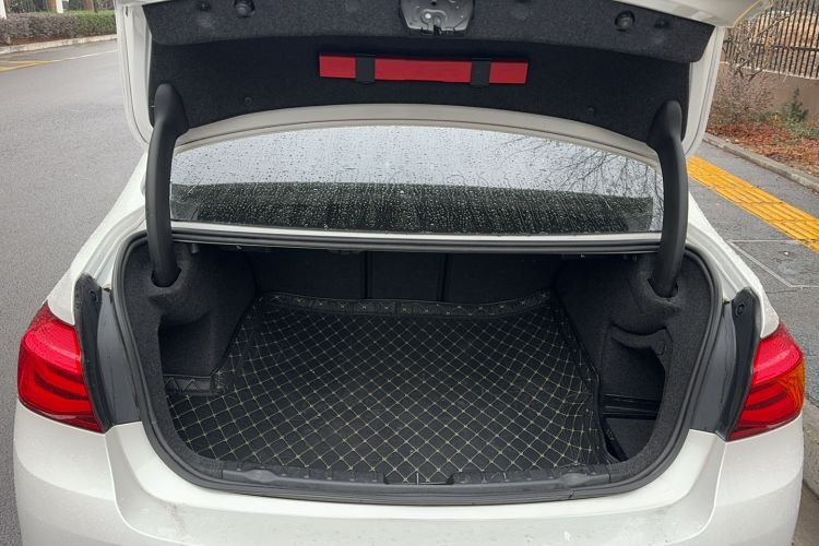 Used BMW 3 Series 2018 318Li
