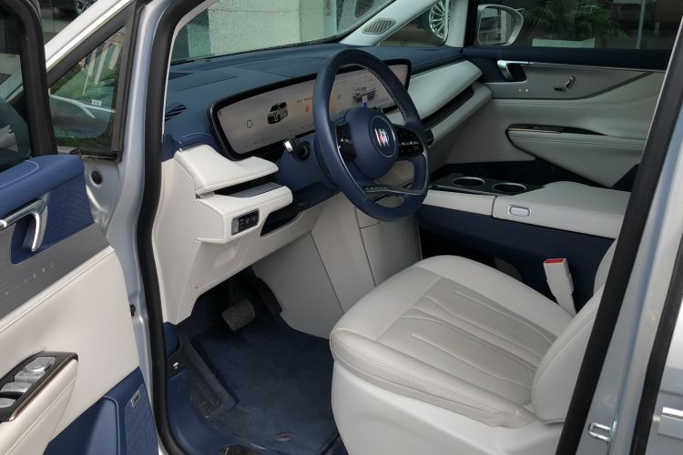 Used Buick GL8 New Energy 2024 Lu Zun Luxury Edition 7-Seater
