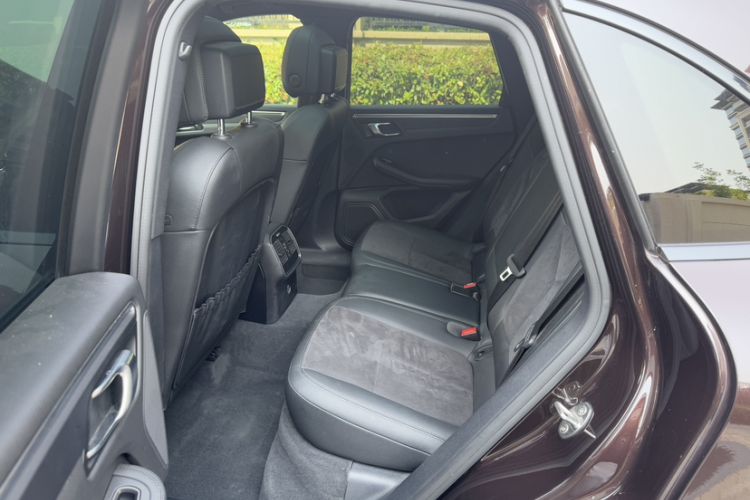 Used Porsche Macan 2018 Macan 2.0T