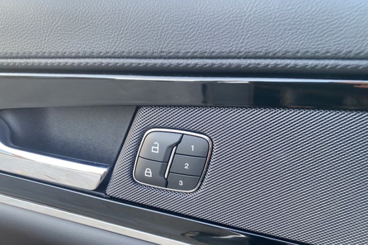 Used Lincoln Nautilus 2021 2.0T Four-Wheel Drive Luxury Edition