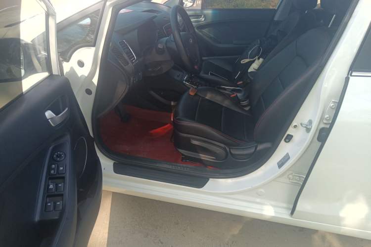 Used Kia K3 2016 1.6L Automatic GLS Left Front Seat