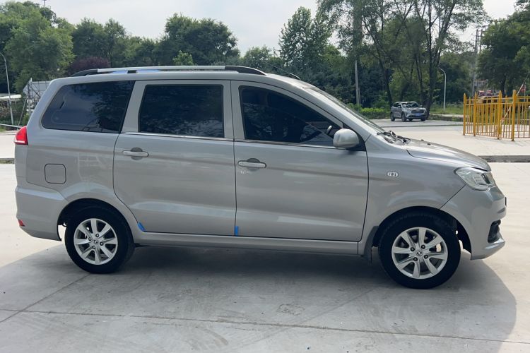 Used Dongfeng Fengon 330 2018 1.5L 330S Comfort Edition China V Standard DK15

