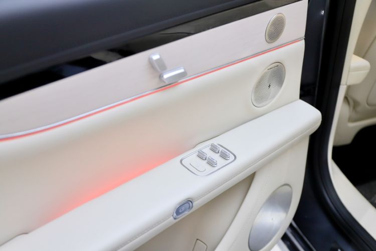 Used Hima Stelato S9 2024 All-Electric Max Rear-Drive Long-Range Version
