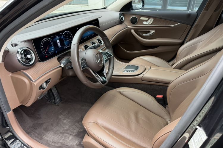 Used Mercedes-Benz E-Class 2021 Facelift E 300 L Stylish Edition