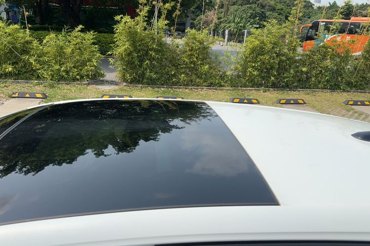 Used Volkswagen Golf 2025 300TSI R-Line Roof