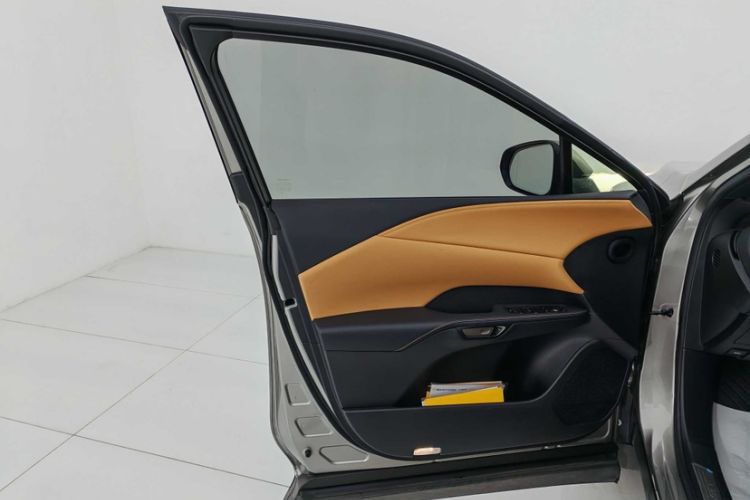 Used Lexus RX 2023 350h Two-Wheel Drive Enjoyment Version
