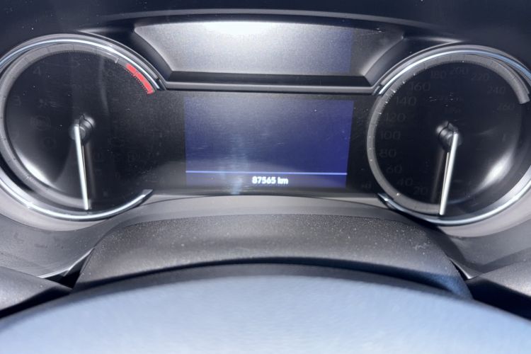 Used Cadillac CT4 2021 28T Fashion Edition Odometer Close Up