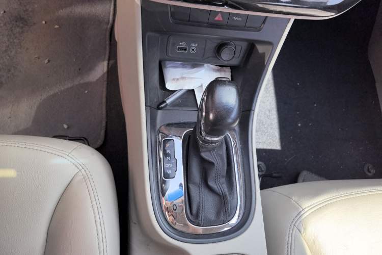 Used Roewe 360 2015 1.5L Automatic Luxury Edition
