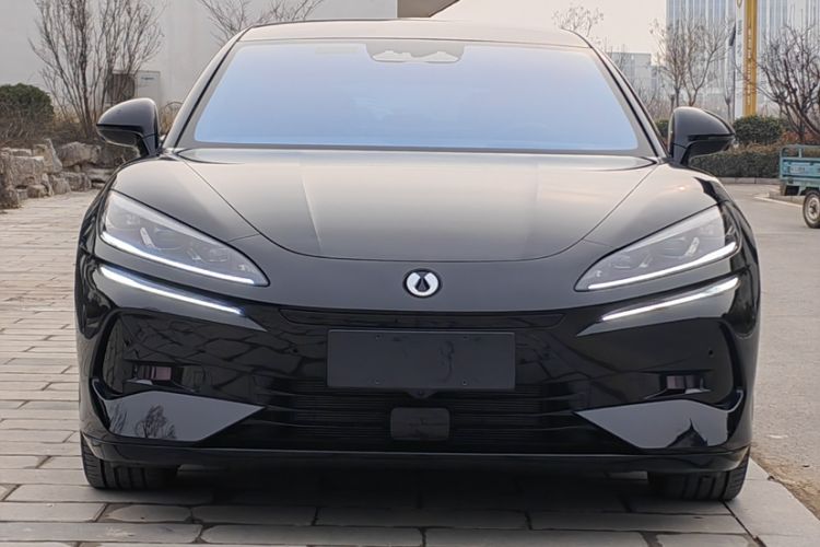 Used Denza Z9GT 2024 1100 Four-Wheel Drive Max Edition Exterior 3