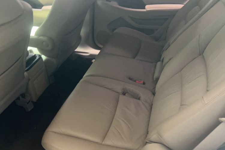 Used Honda Odyssey 2014 2.4L Elite Edition Interior 2