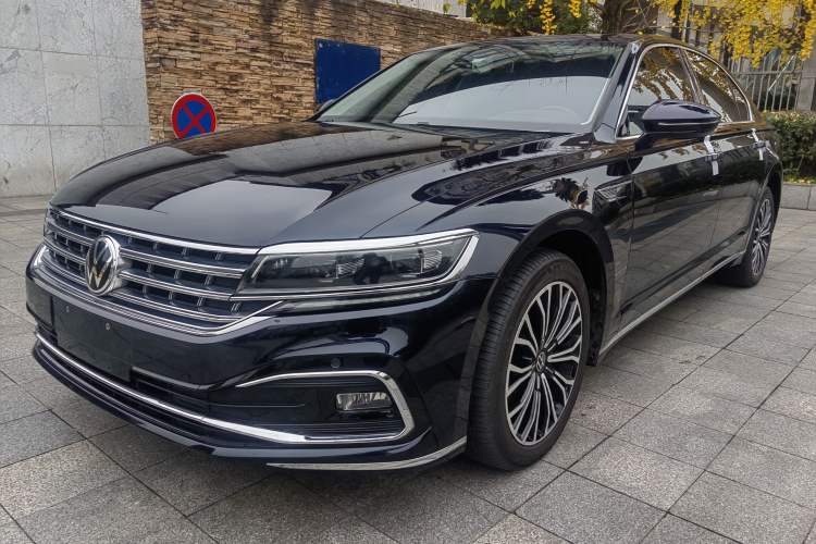 Used Volkswagen Phideon 2021 380TSI Luxury Edition