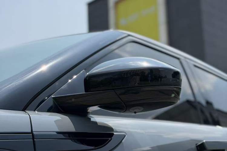 Used Land Rover Range Evoque 2020 249 PS R-DYNAMIC S First-Edition Sport Custom Edition