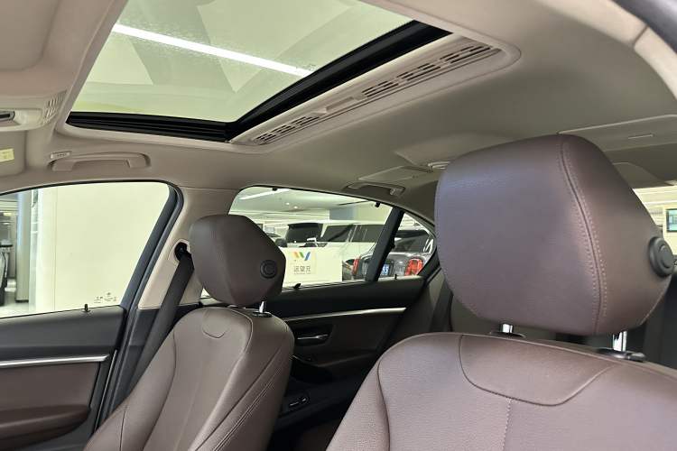 Used BMW 3 Series 2019 320Li M Sport Night Edition Interior 7