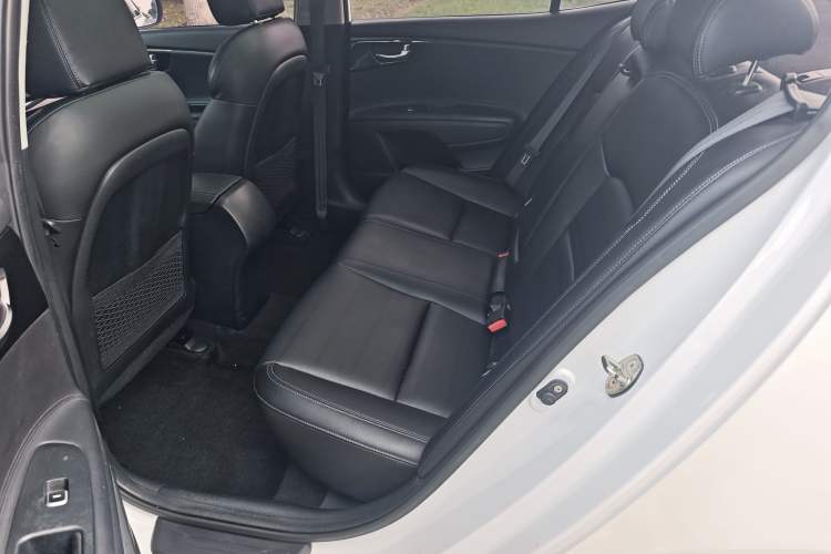 Used Kia K4 2014 1.8L Automatic GLS