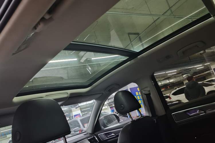 Used Volkswagen Teramont 2019 330TSI Two-Wheel-Drive Luxury Edition China VI Standard