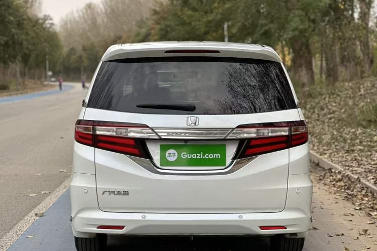 Used Honda Odyssey 2015 Revised Version 2.4L Supreme Edition
