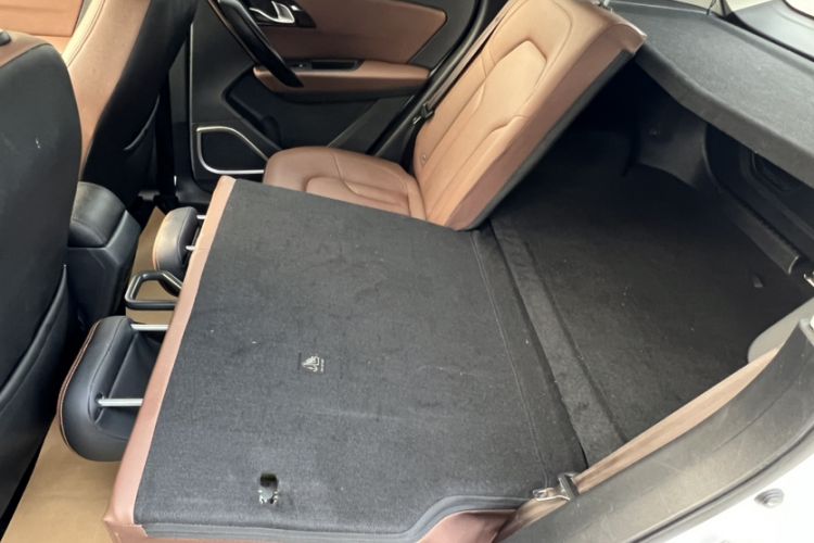 Used FAW Senya R7 2017 1.6L Automatic Prestige Model
