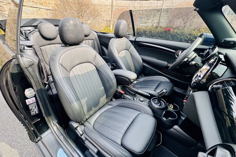 Used MINI 2023 Second Facelift 2.0T COOPER S CABRIO Artist
