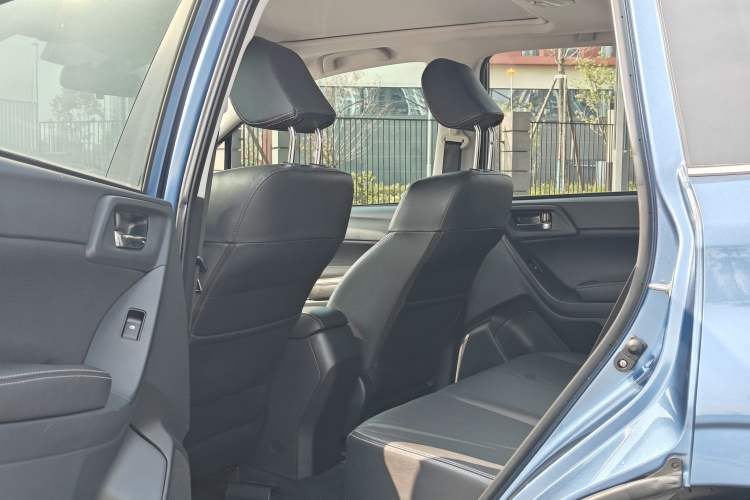 Used Subaru Forester 2013 2.5i Automatic Luxury Edition