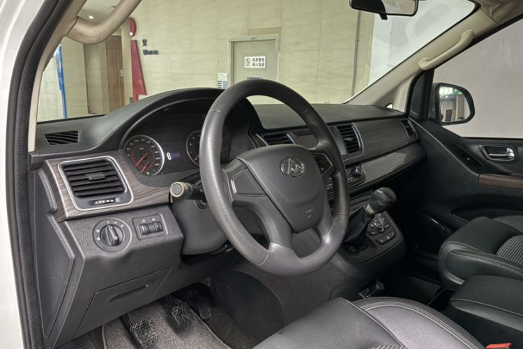 Used SAIC MAXUS G10 2018 PLUS 2.4L Manual Elite Edition