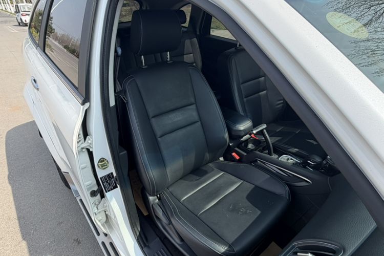 Used JMC Yusheng S350 2016 2.0T Automatic All-Wheel Drive Gasoline Luxury Edition 5 Seats